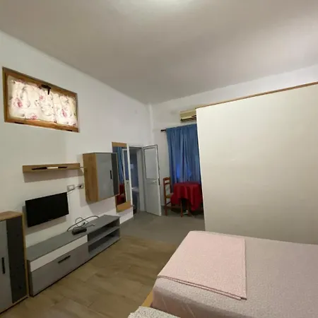 Ramo's Charming - 5th * Vlore